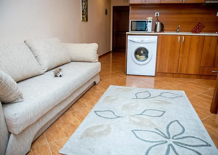 Helios In A Complex In St By Flat Mаnаger Apartament