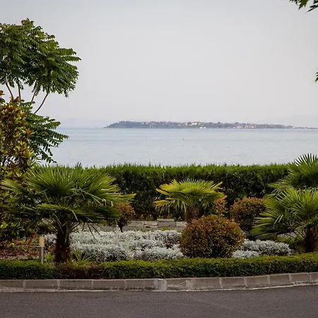 Helios In A Complex In St By Flat Mаnаger Apartament Sveti Vlas